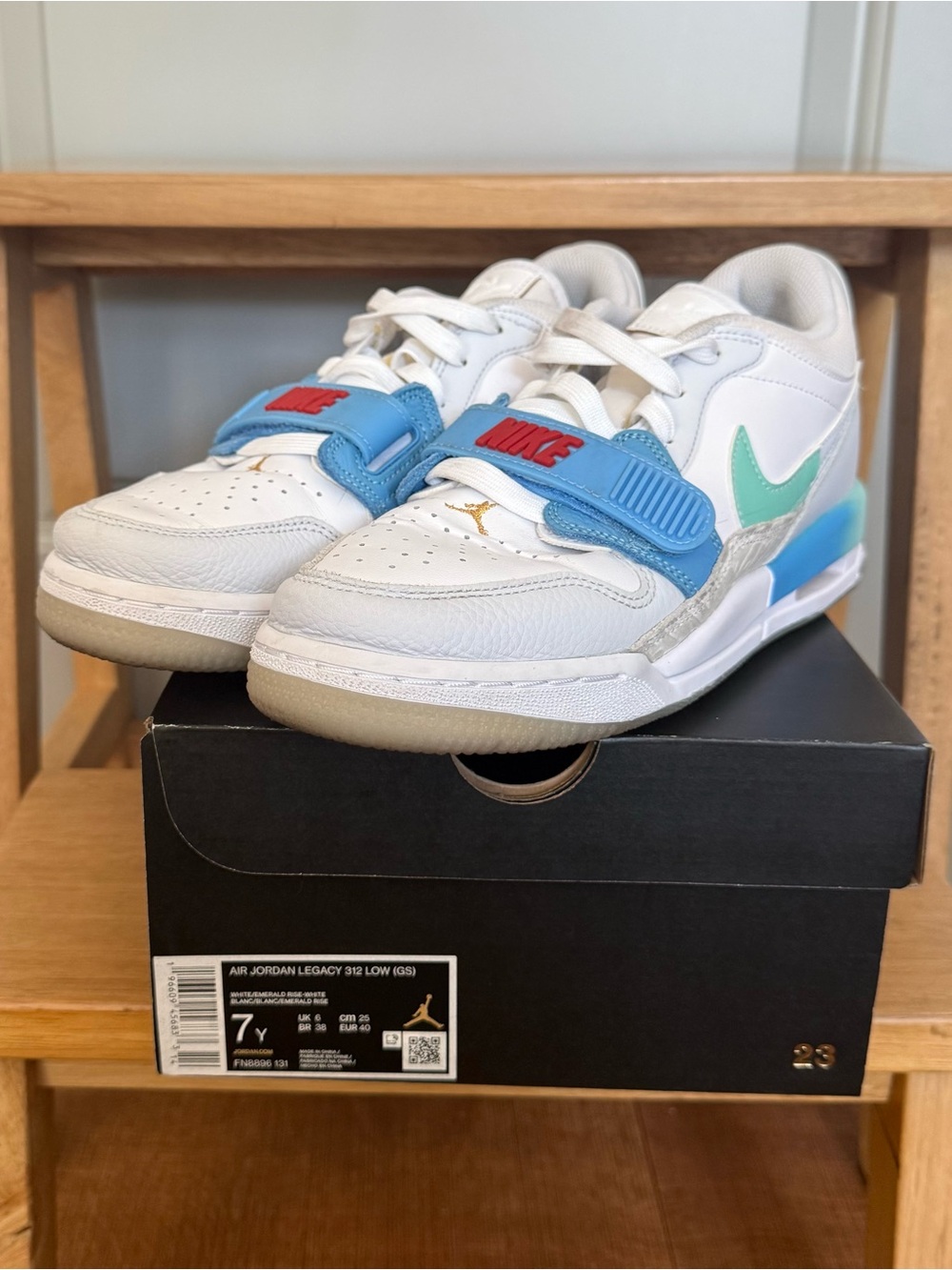 Nike Big Kids' Size 7 Air Jordan Legacy 312 Low